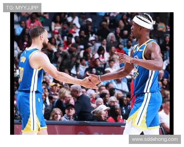 勇士与灰熊激战12月30日谁能在关键时刻逆转胜局